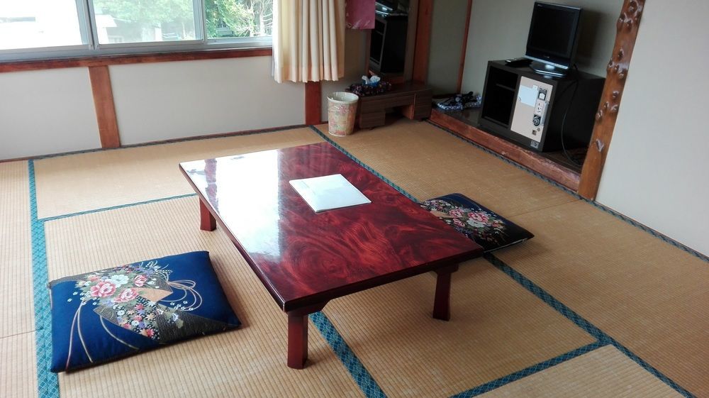 Akaishi Ryokan Фуджикавагучико Екстериор снимка