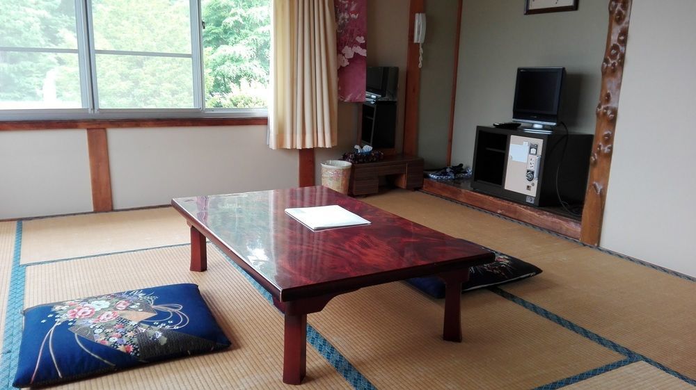 Akaishi Ryokan Фуджикавагучико Екстериор снимка